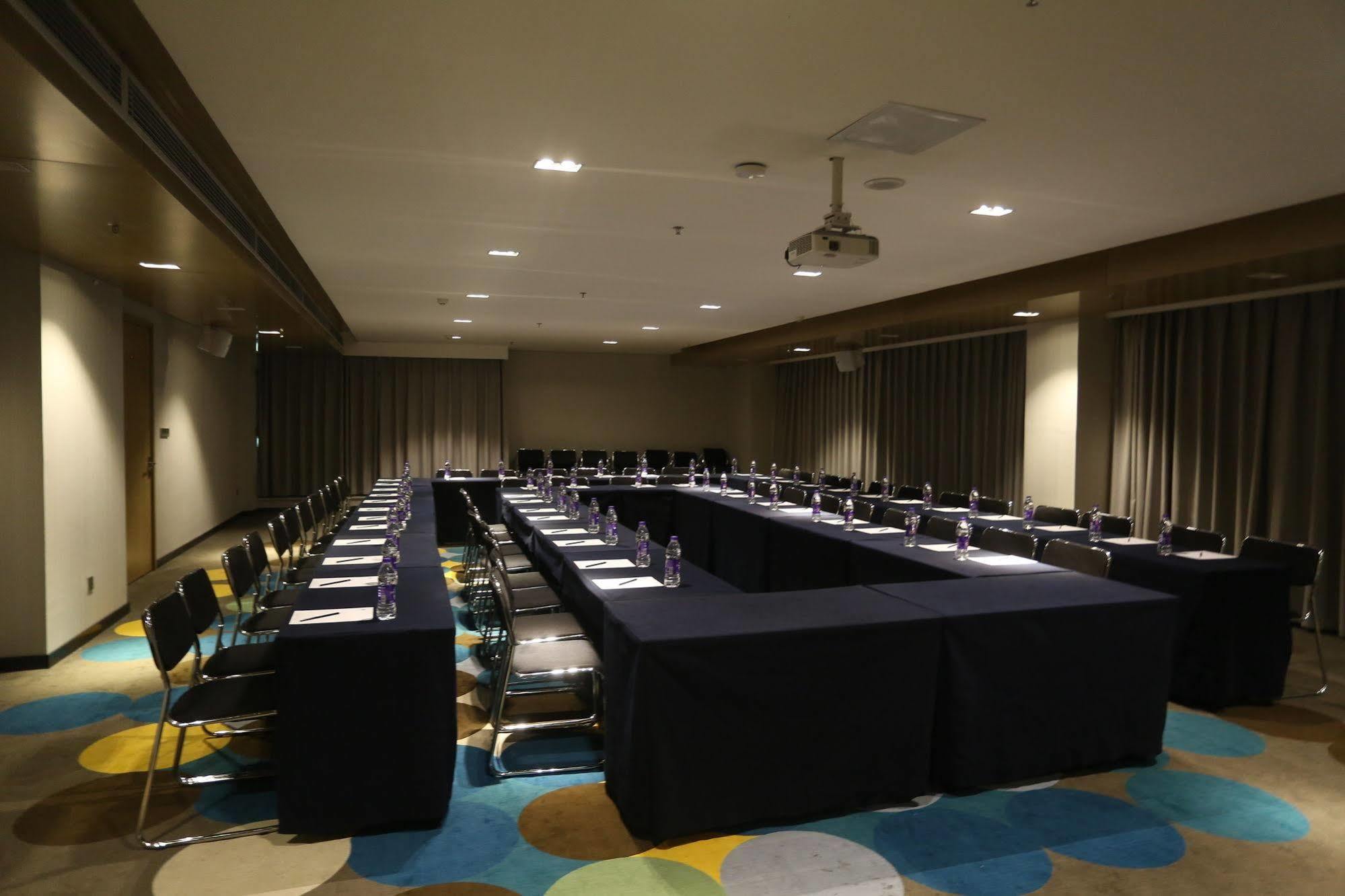 Echarm Hotel Zhengzhou High Tech Zone Экстерьер фото